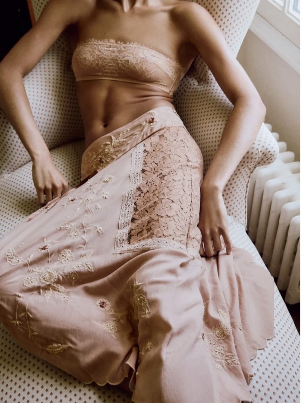 Zara Limited Edition Embroidered Floral & Lace Midi Skirt - Blush Pink - Picture 3 of 6